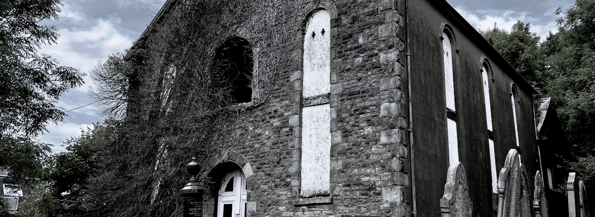 Mastercraft Kitchens - bespoke kitchen design in Gowerton