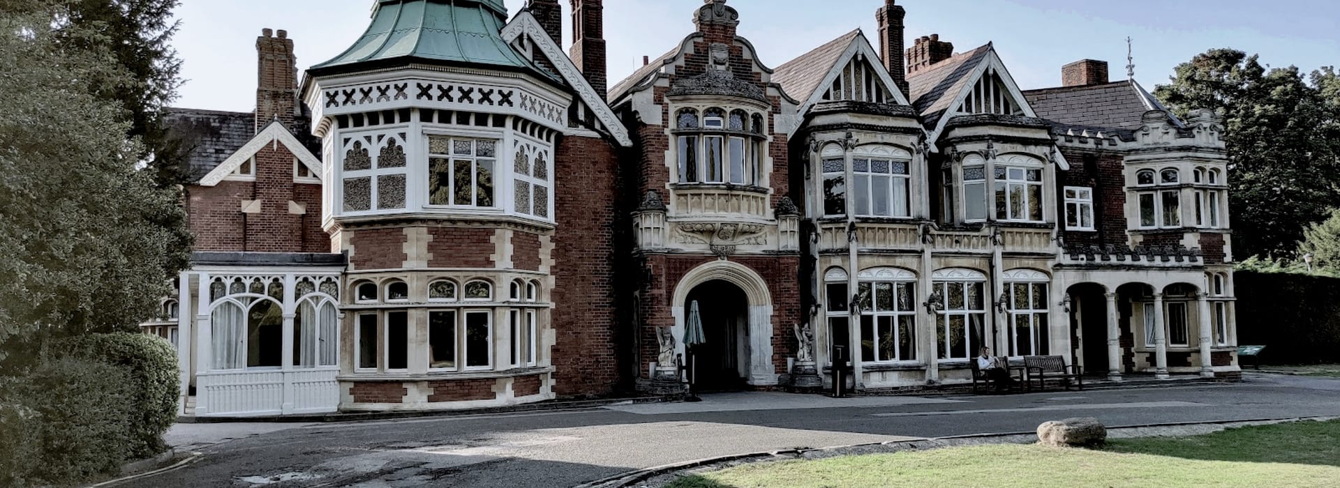 Mastercraft Kitchens - bespoke kitchen design in Milton Keynes