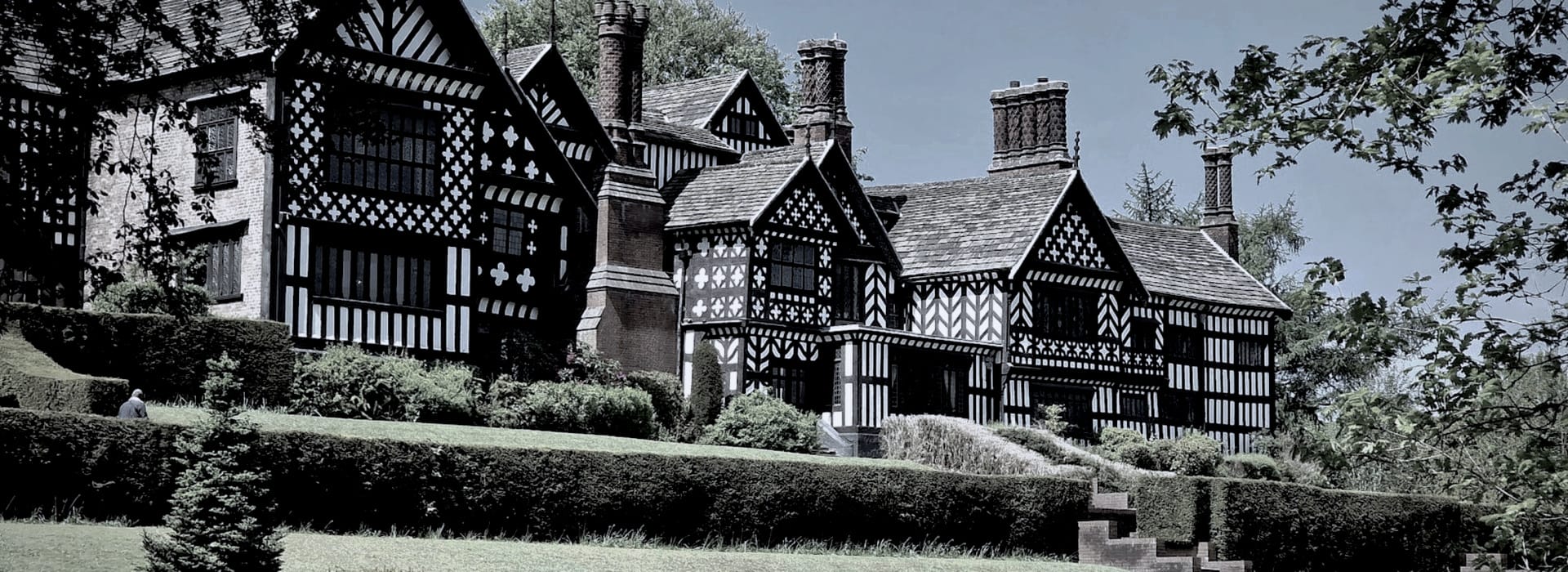 Mastercraft Kitchens - bespoke kitchen design in Cheadle Hulme