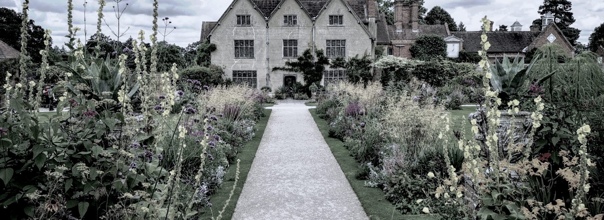 Mastercraft Kitchens - bespoke kitchen design in Earlswood